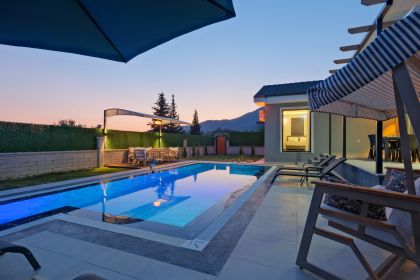 Summer Villa #VN134