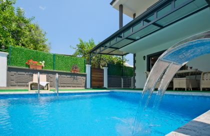 Villa Alesta VN#169