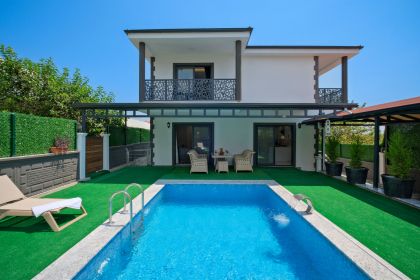 Villa Alesta VN#169